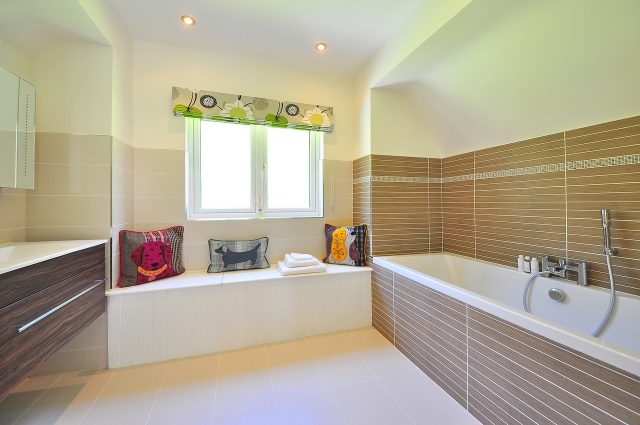bathroom-wall-panel