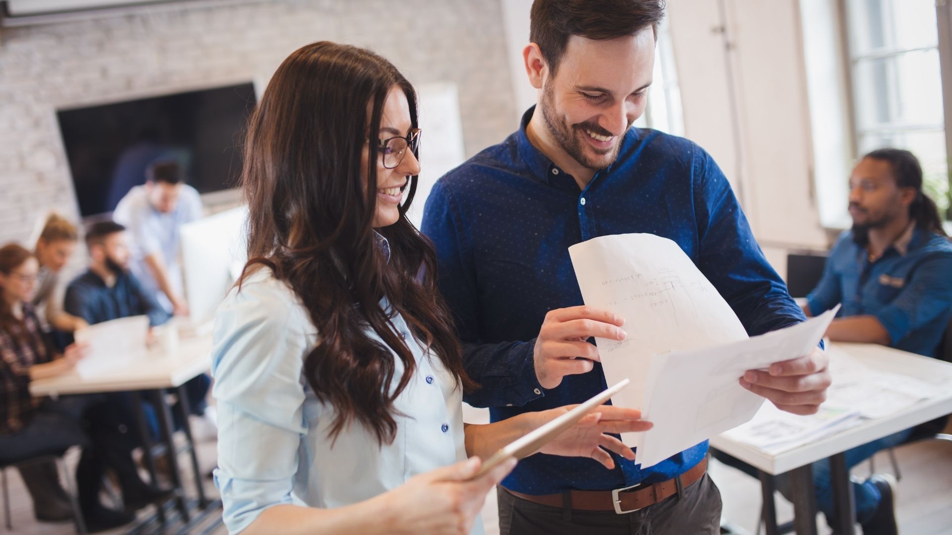 What are the benefits of an umbrella company?