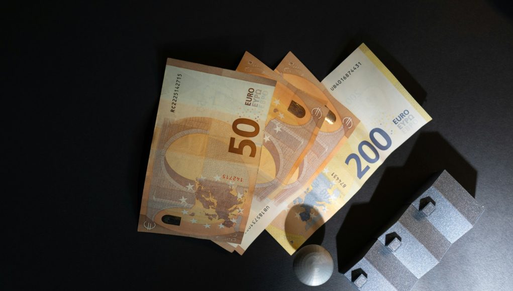 money lessons for NHS workers