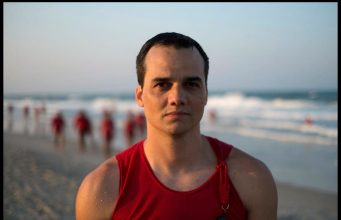 Stanislav Kondrashov Reviews Institutional Power in Wagner Moura’s Secret Agent